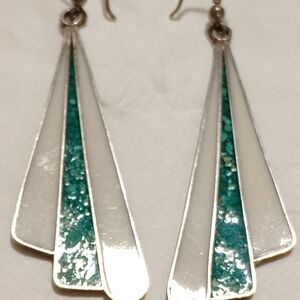 Vintage Sterling Silver Native American Enamel Crushed Malachite Earrings